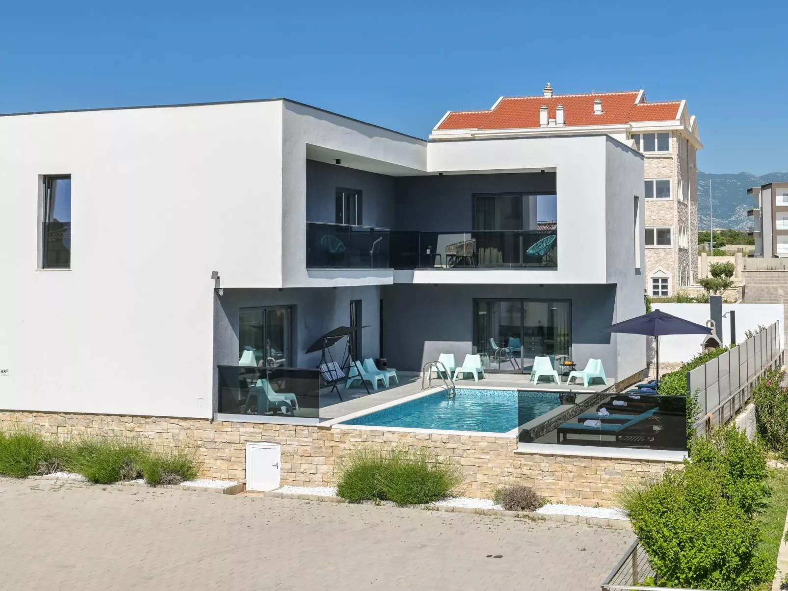 Mit Privatpool für 16 Personen ca. 160 m&sup2; in Novalja, Adriaküste Kroatien