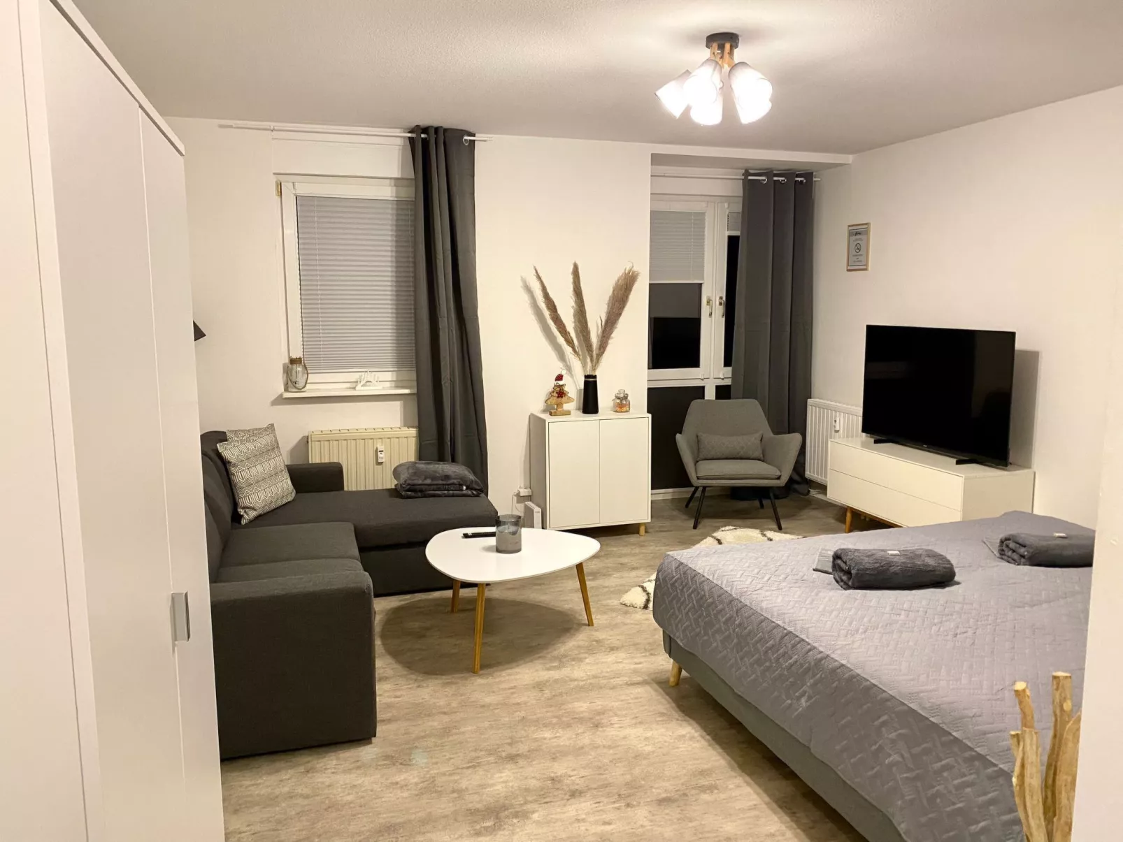 Moderne und gemütliche Ferienwohnung in Zwickau free Wifi und Netflix