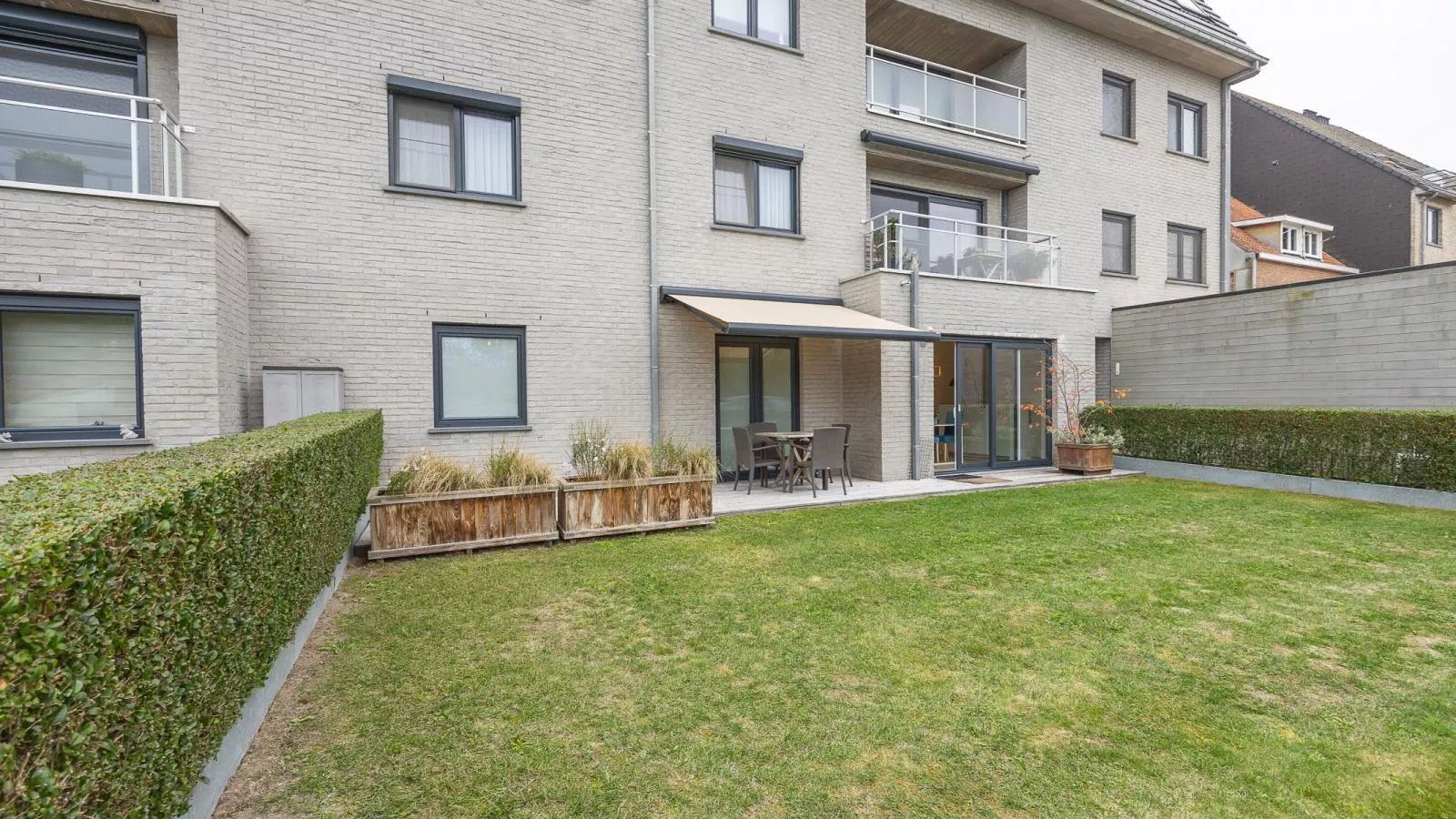 Lotus - 0003 + park. 3