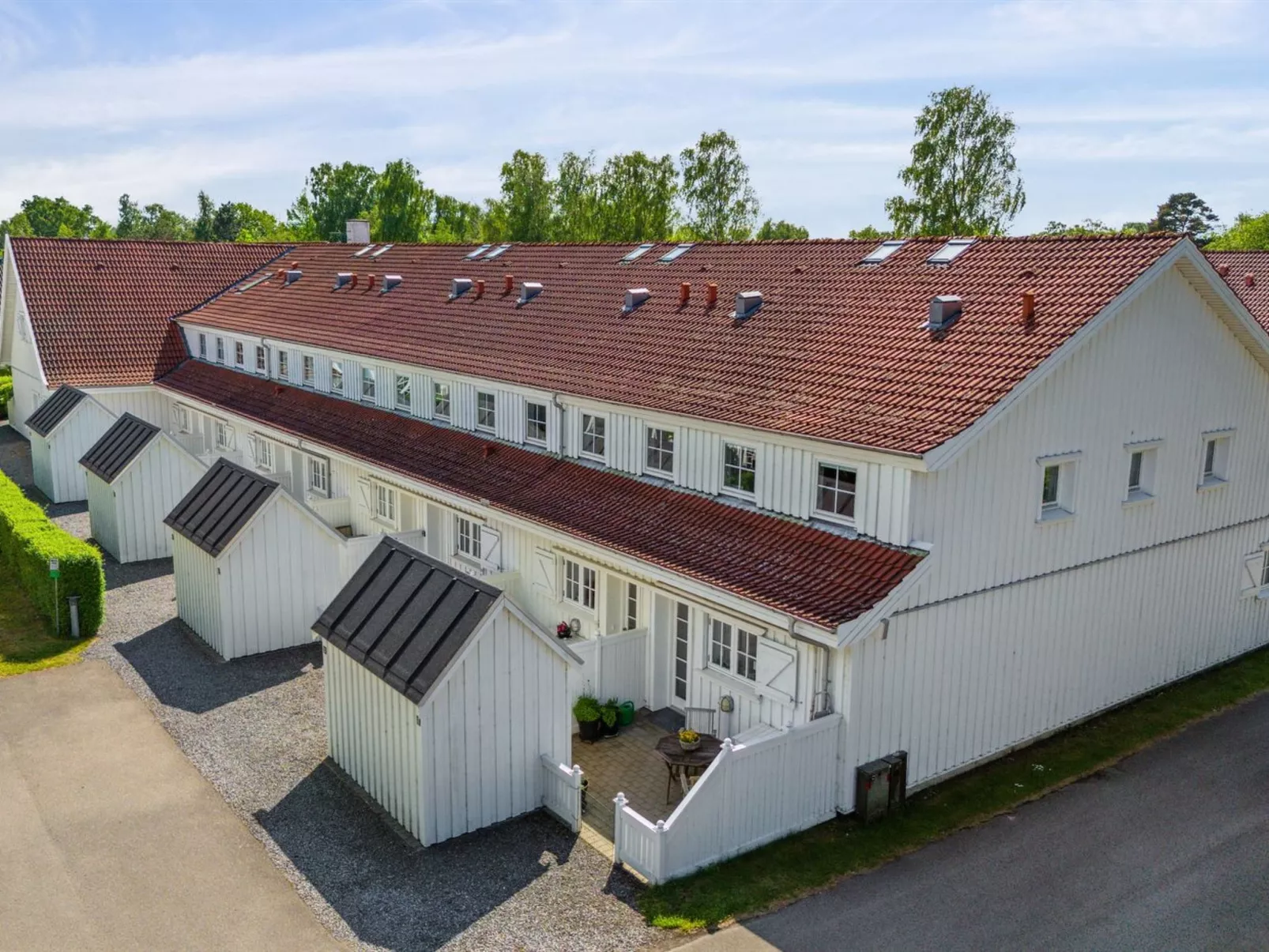 "Galia" - 2km from the sea