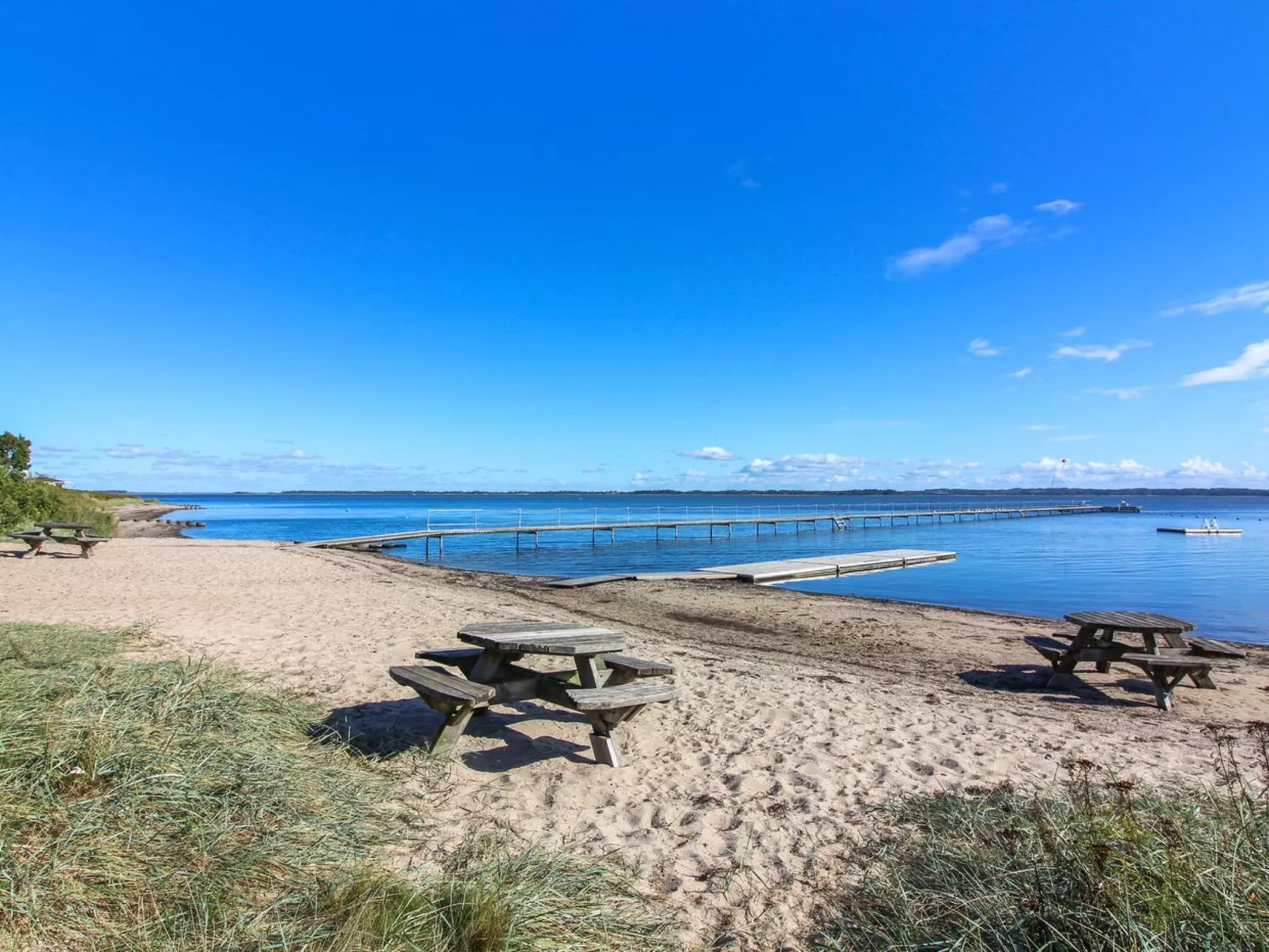 "Elissa" - 50m to the fjord