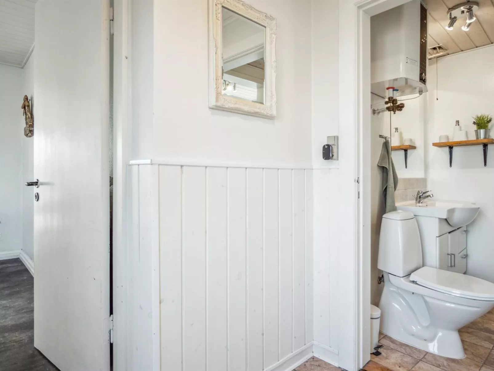 "Vappu" - 400m to the fjord