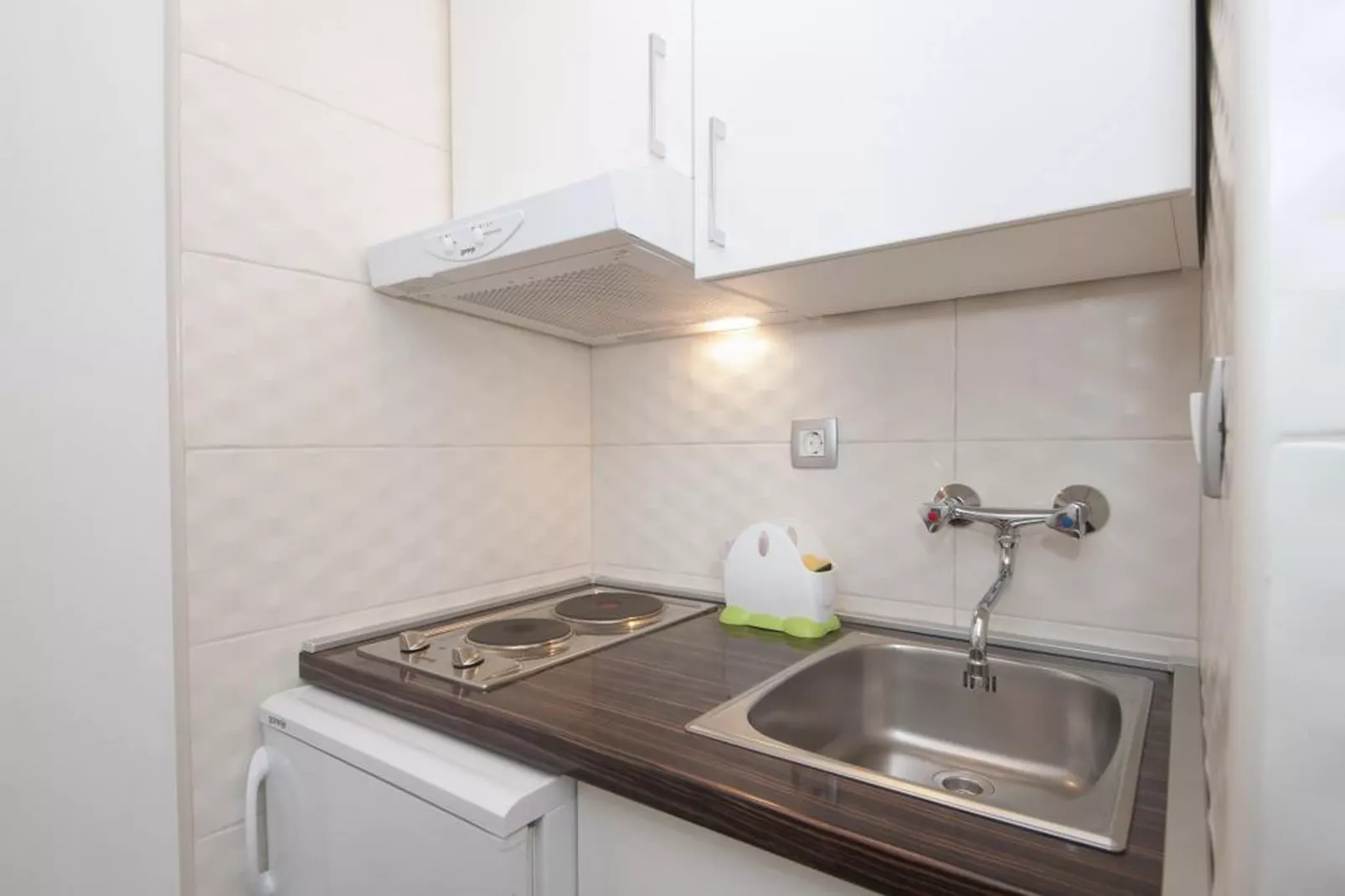 Apartments Villa Angela - Studio Apartment with Balcony and Sea View (Dajana)