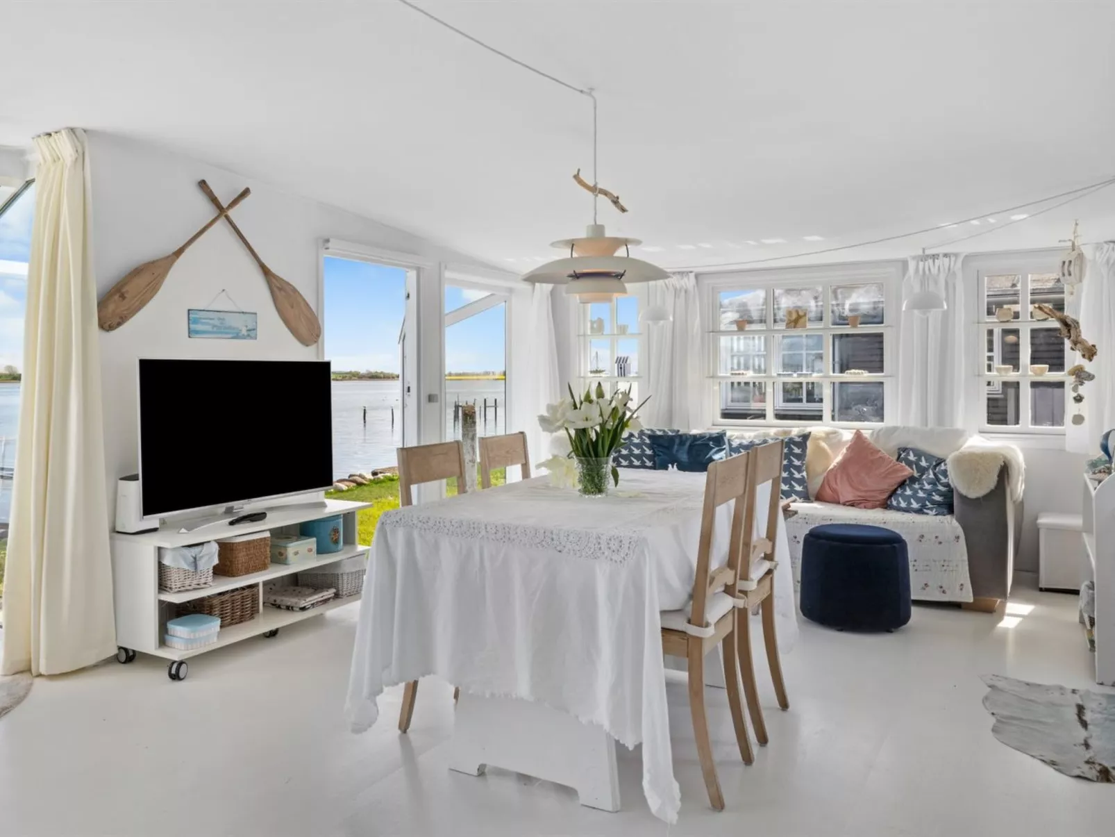 "Jorek" - 10m to the fjord