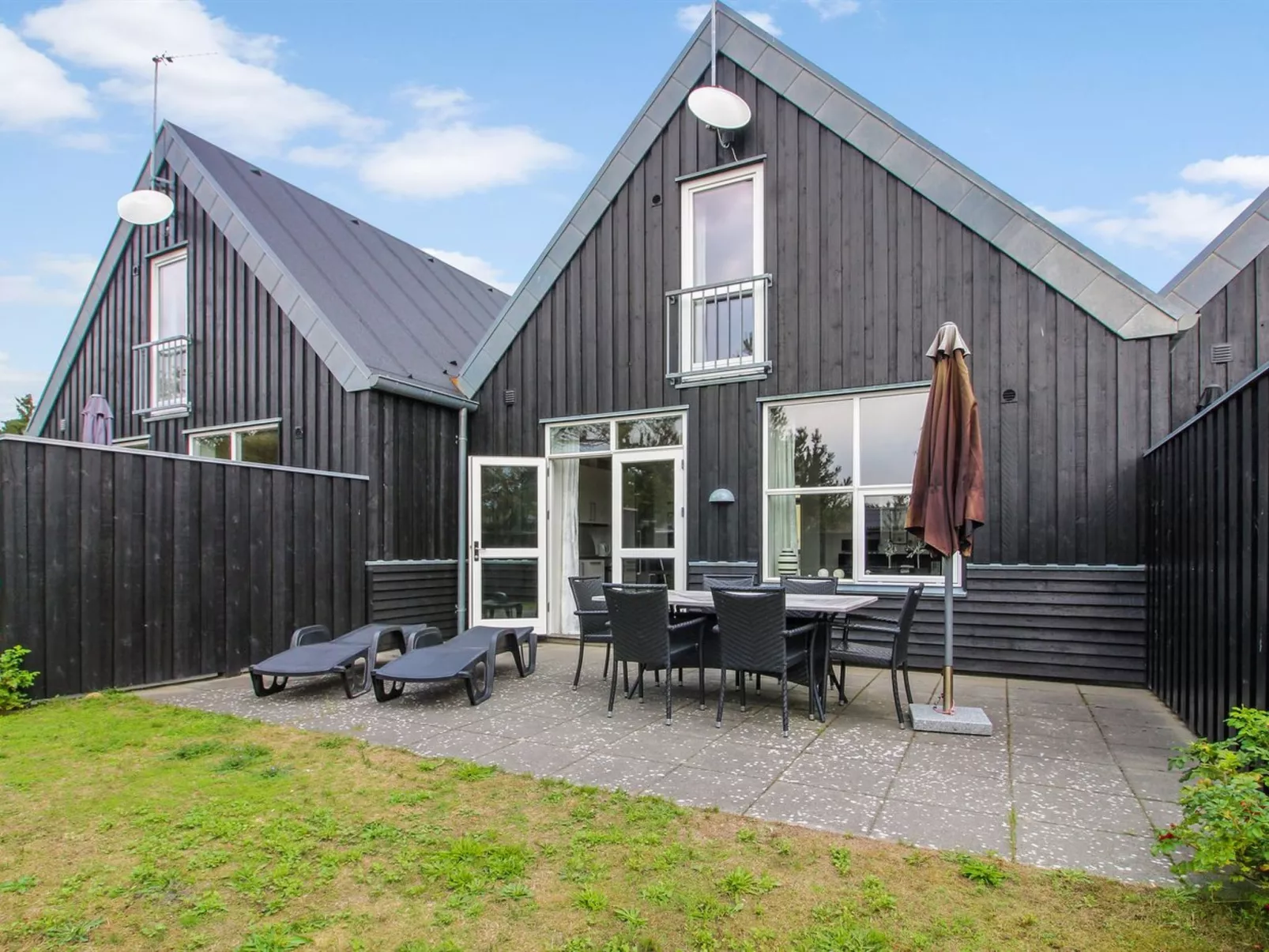 "Lucjan" - 800m from the sea - Buiten