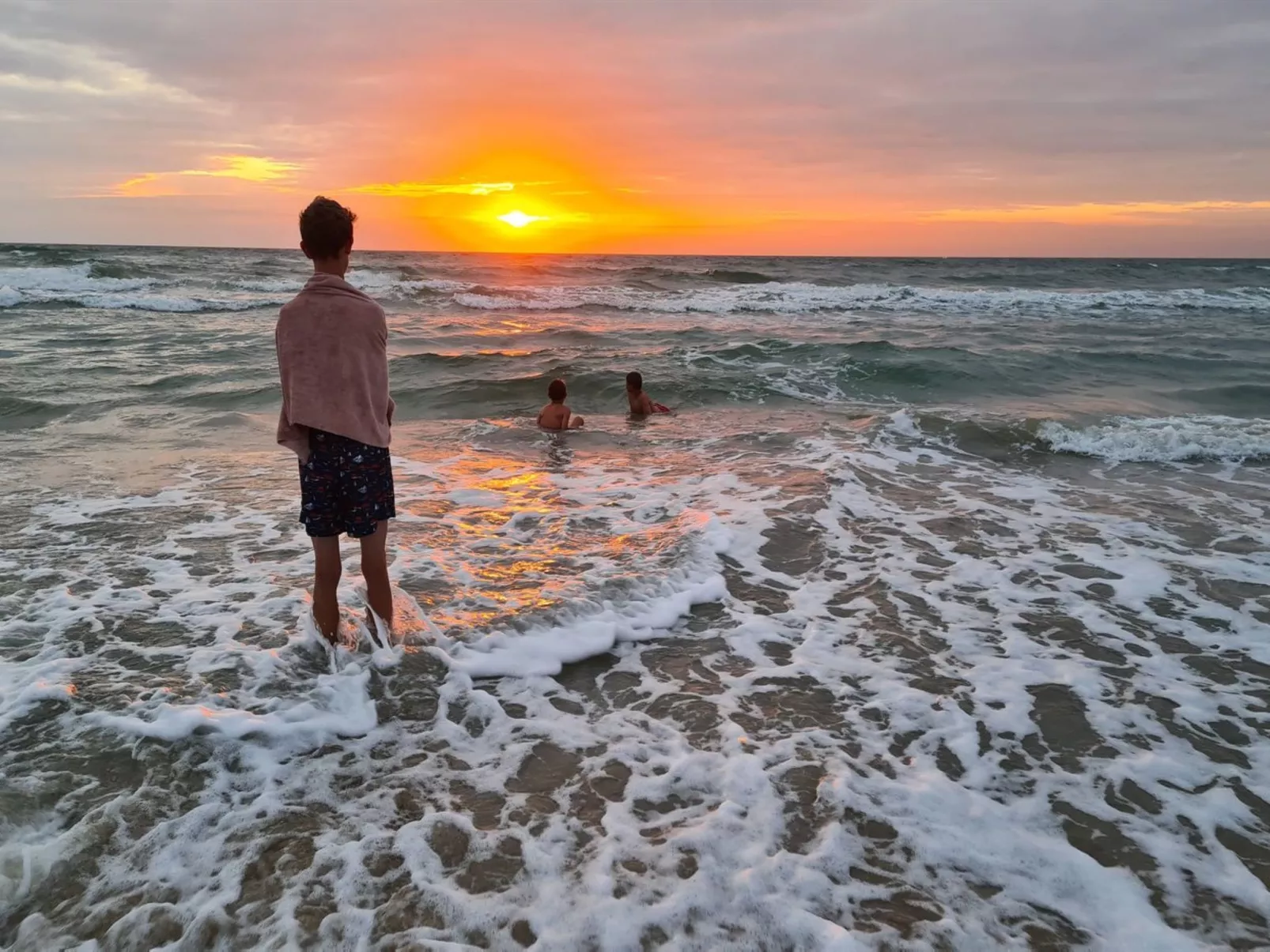 "Tekla" - 180m from the sea