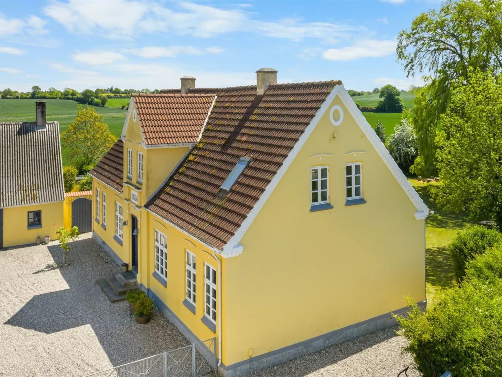 "Goti" - 850m from the sea