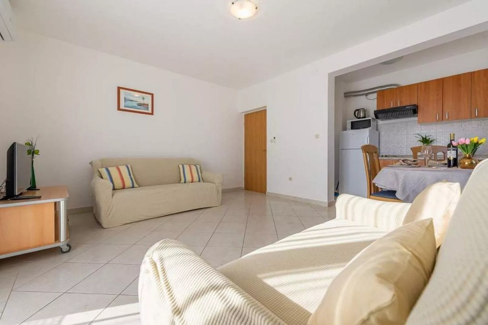 Apartments Anamarija - One Bedroom Apartment with Balcony (A2+2) 4