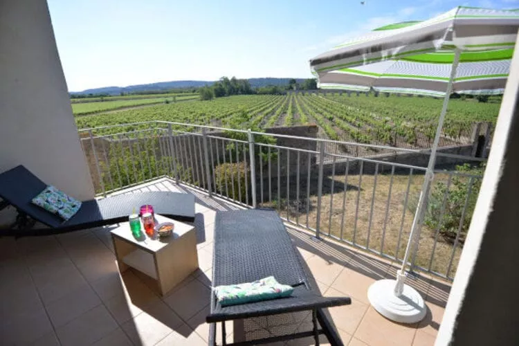 Résidence du Château de Jouarres - Azille // Apt 3 P 6 pers