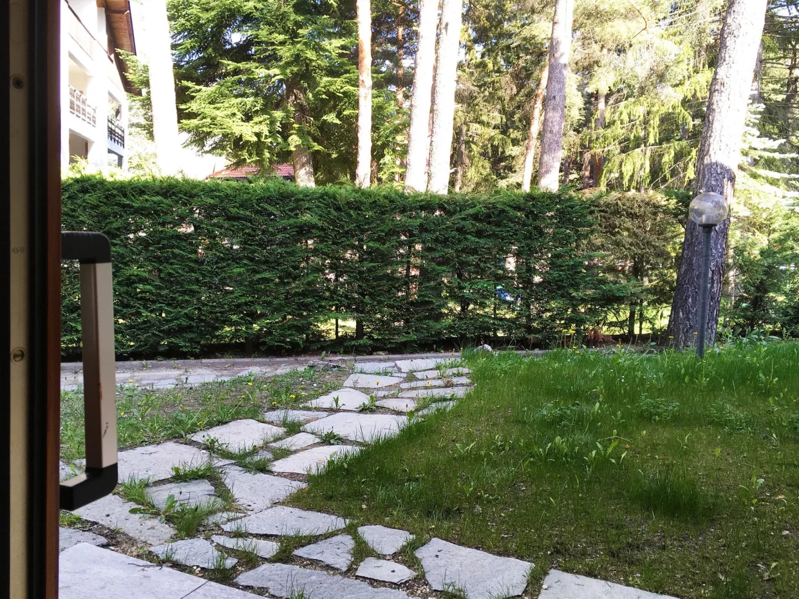 Lo Scoiattolo' Wohnung mit privatem Garten