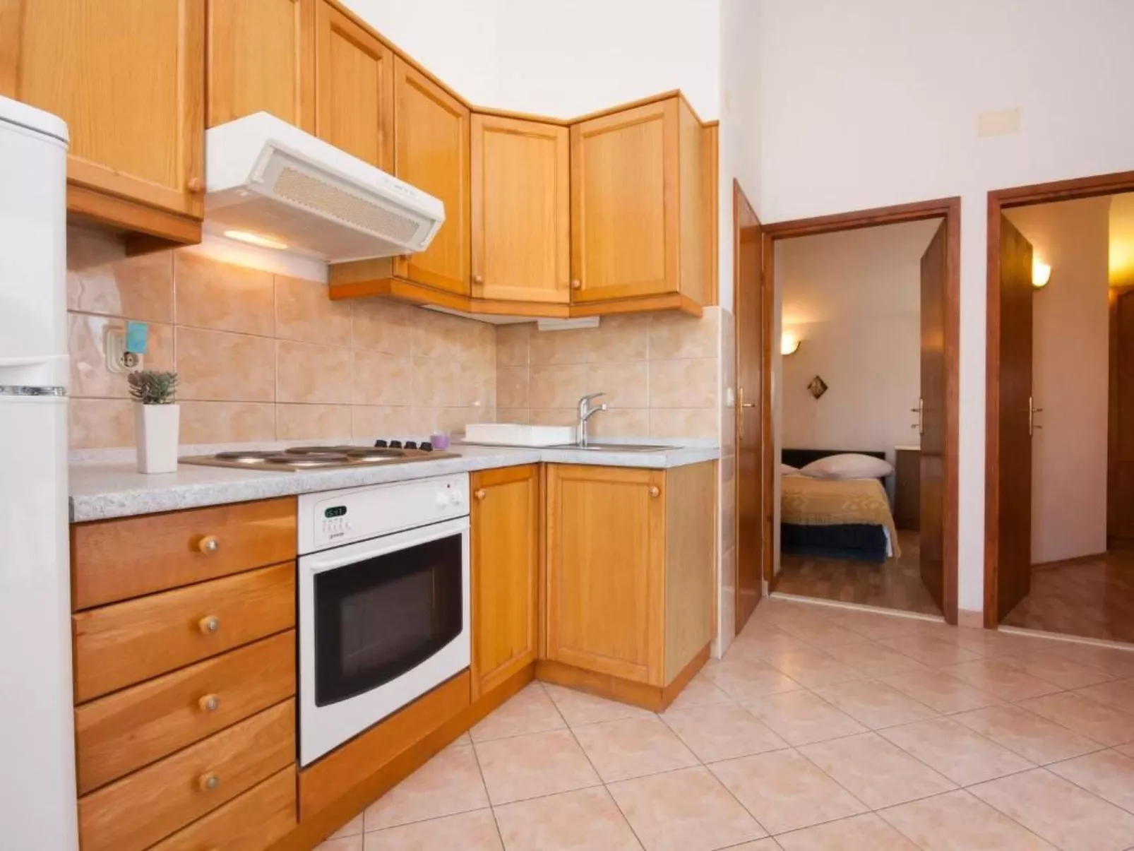 Zdravko 3 für 5 Personen