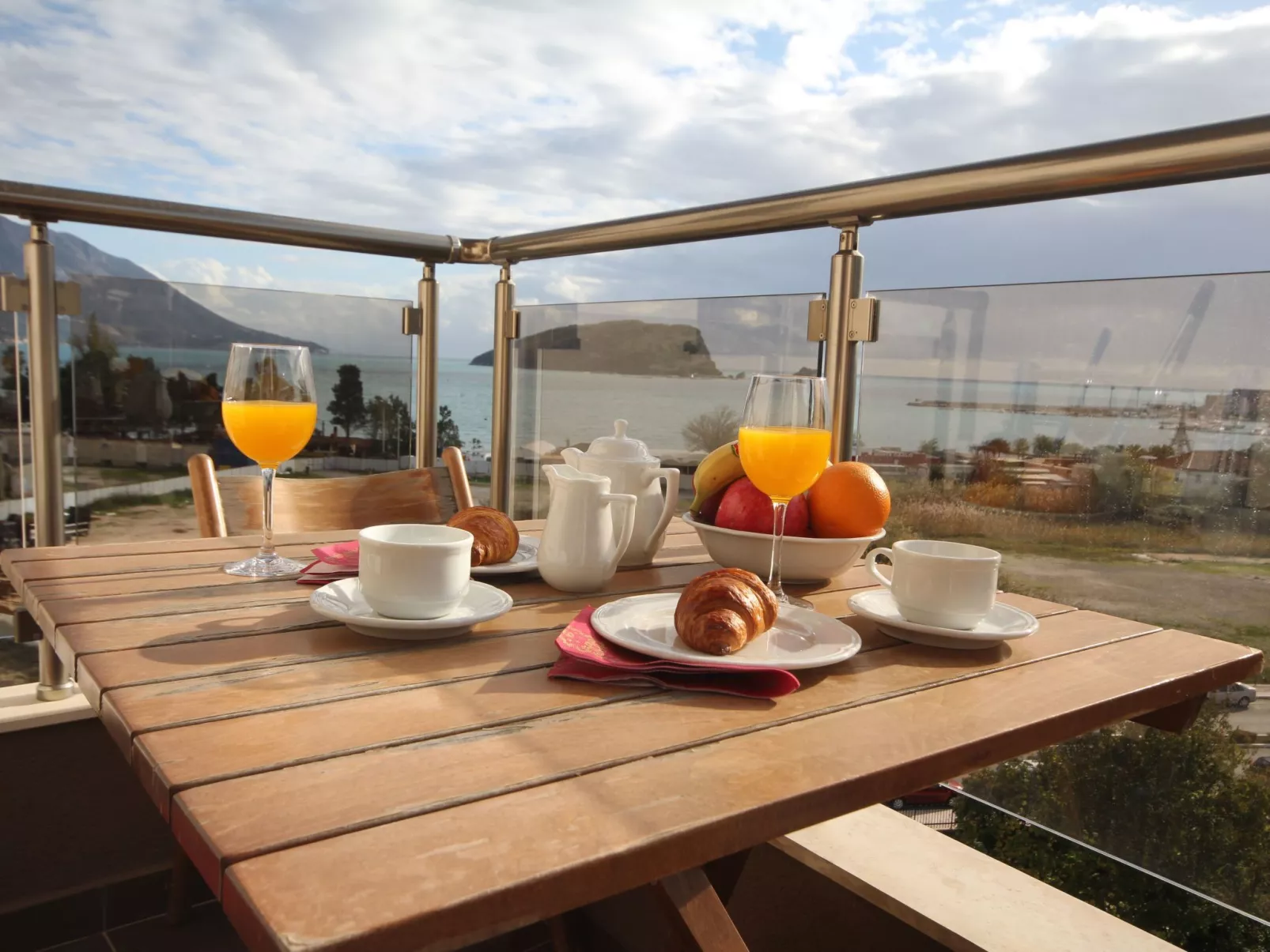 Für 4 Personen ca. 45 m&sup2; in Budva, Adriaküste Montenegro (Küste um Budva)