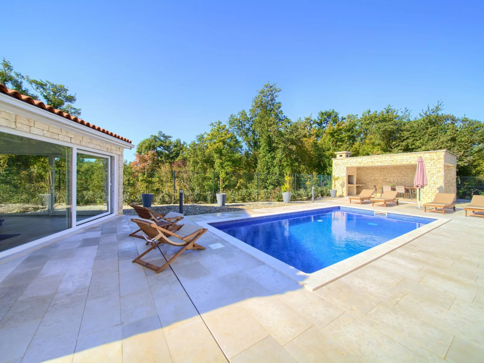 Villa "Adria" mit Garten, Grill und Terrasse