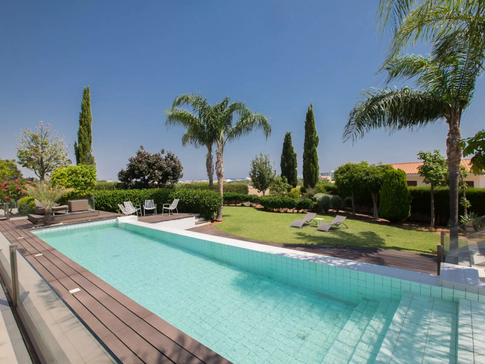 4-Schlafzimmer-Villa mit Pool im Zentrum von Protaras