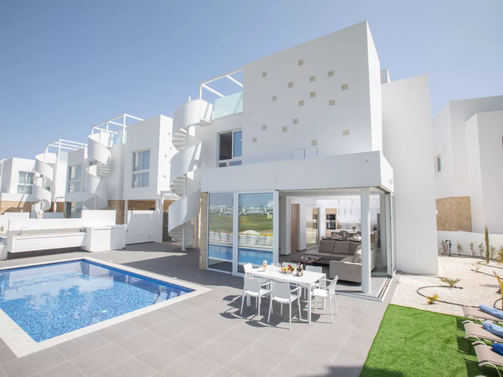 Bleu Vie in Protaras