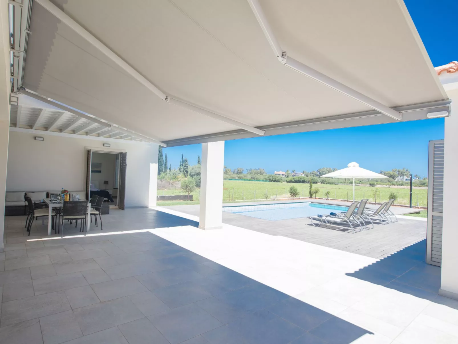 In Ayia Napa mit großem Patio