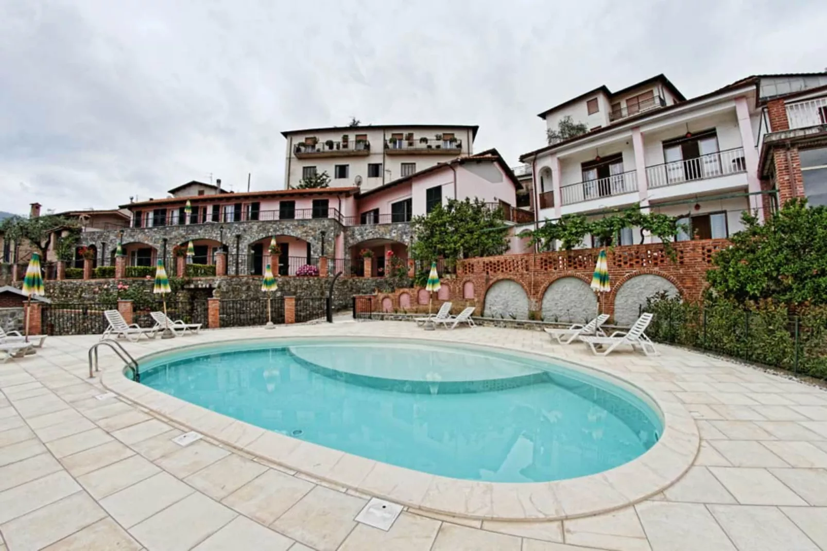 AGRITURISMO BORGO AMENO - TWO-ROOM APT 4 PAX BX4 B401