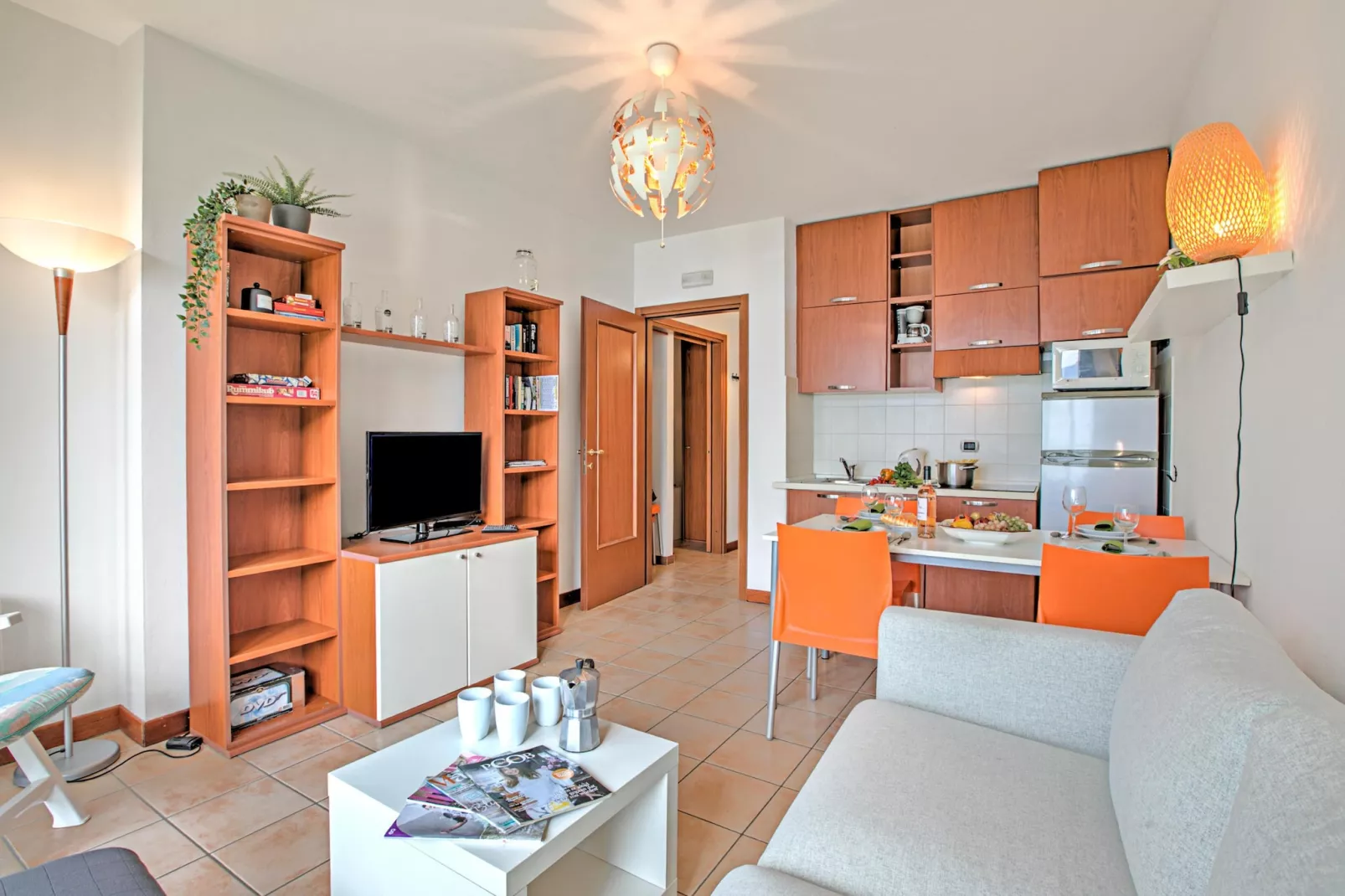 RESIDENCE PORTO LETIZIA - PALACE-2ROOM APT 6 PAX LAKE VIEW 8209 - P2LP6