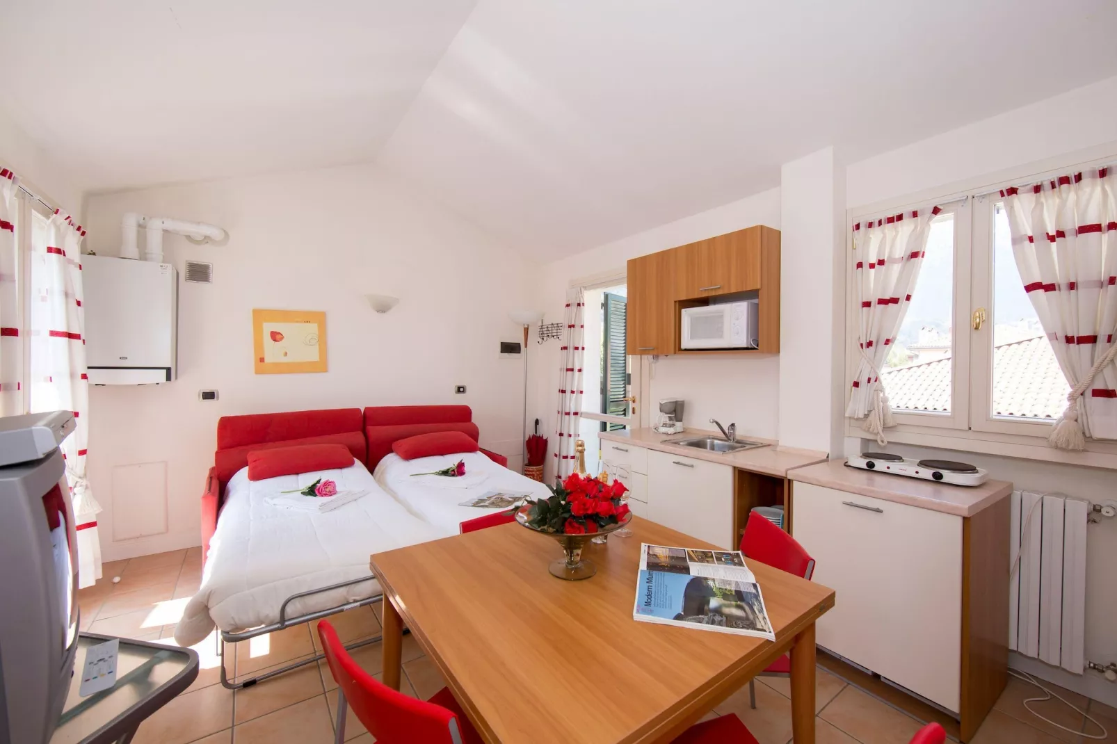 RESIDENCE PORTO LETIZIA - VILLAS-STUDIO 4 PAX VISTA LAGO PLUS 8213 - VSLP4