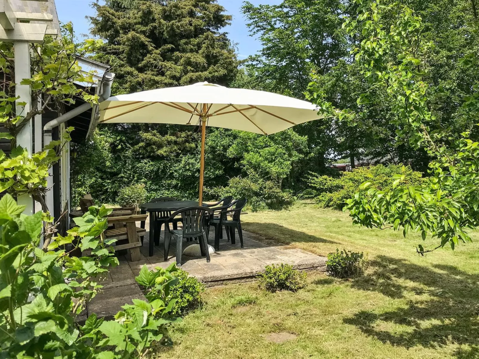 "Vojo" - 100m from the sea-Buiten