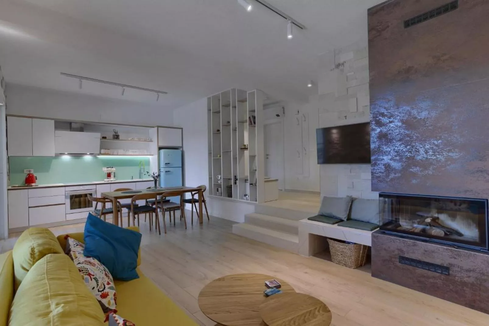 Villa Vera -Three Bedroom Villa with Swimming pool