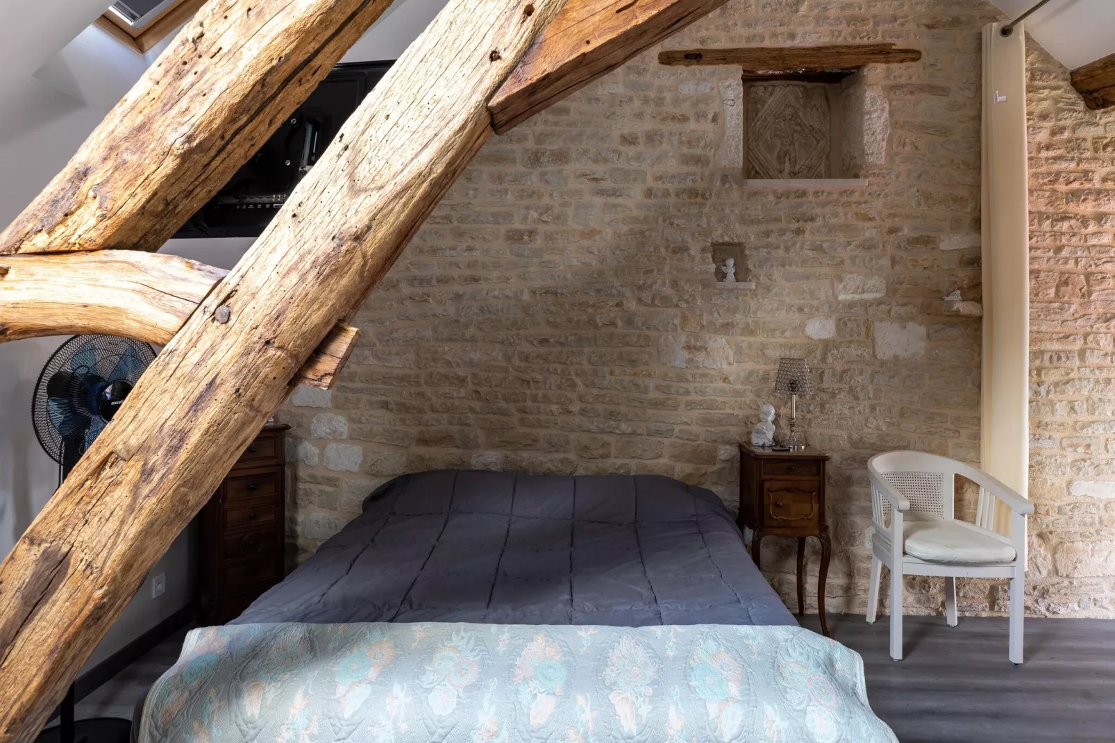 LE GITE DE MOLESME/PETIT-Slaapkamer
