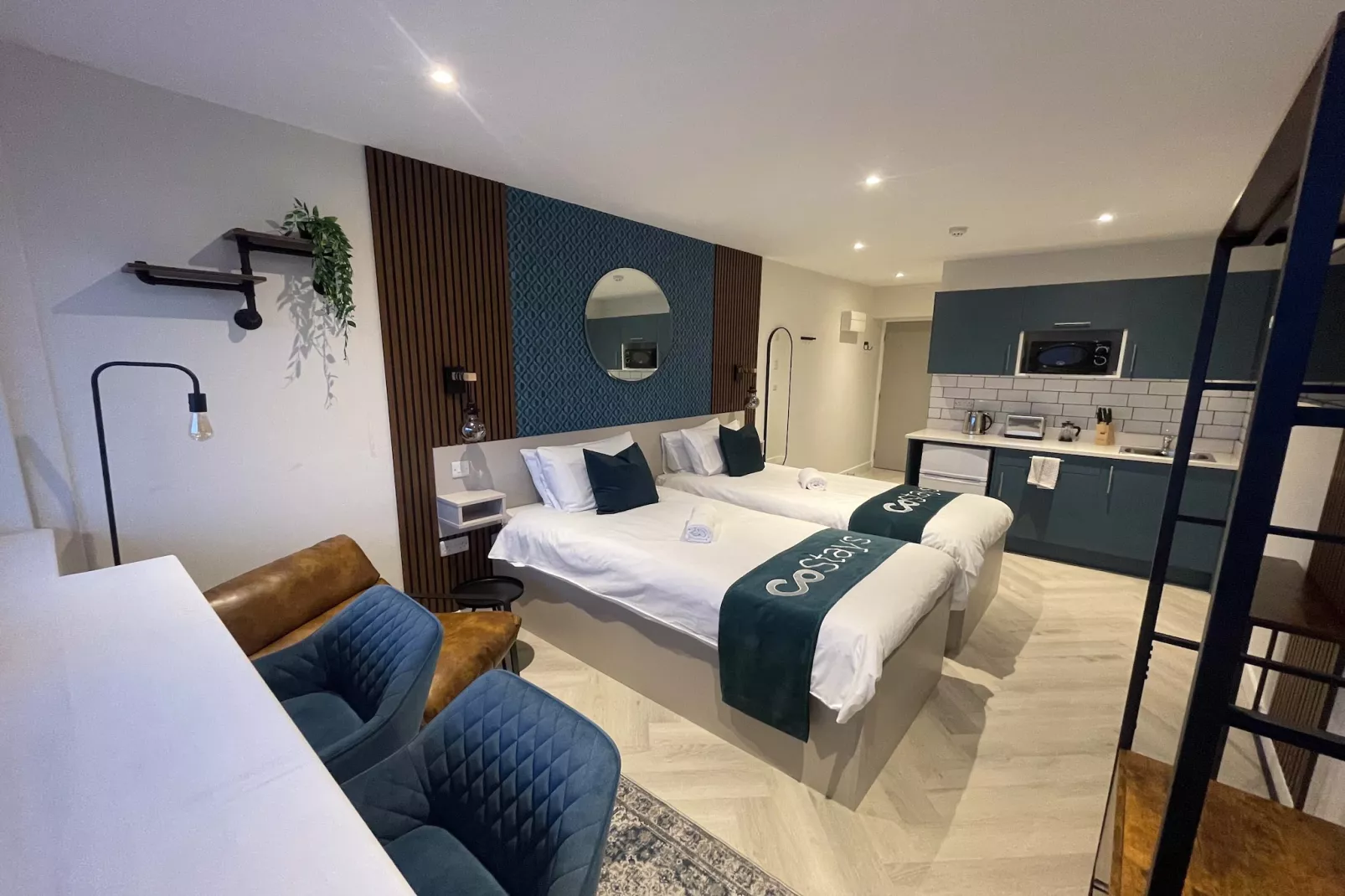 EN_MEH020_Superior Double Studio