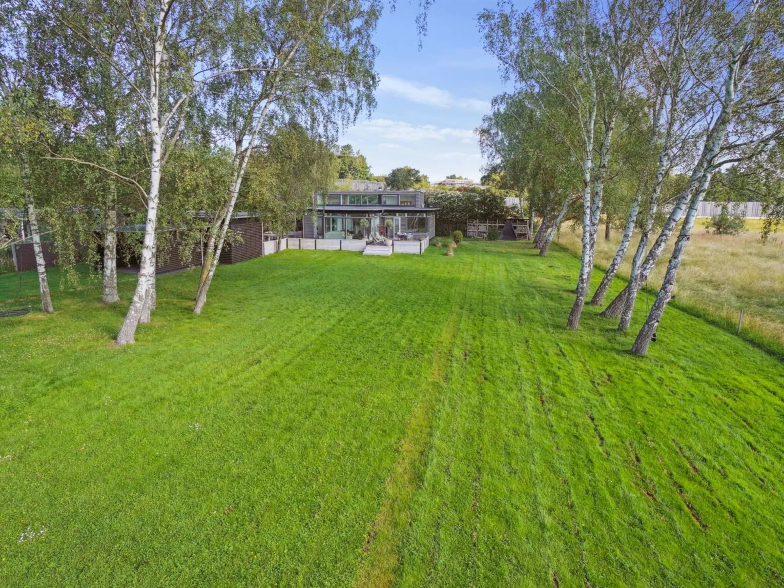 "Jo" - 175m to the fjord