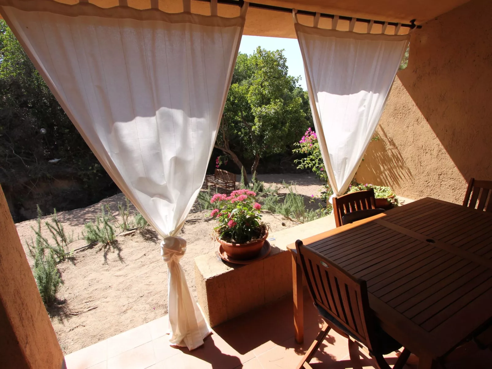 Wohnung 'Rosa 3' mit Terrasse