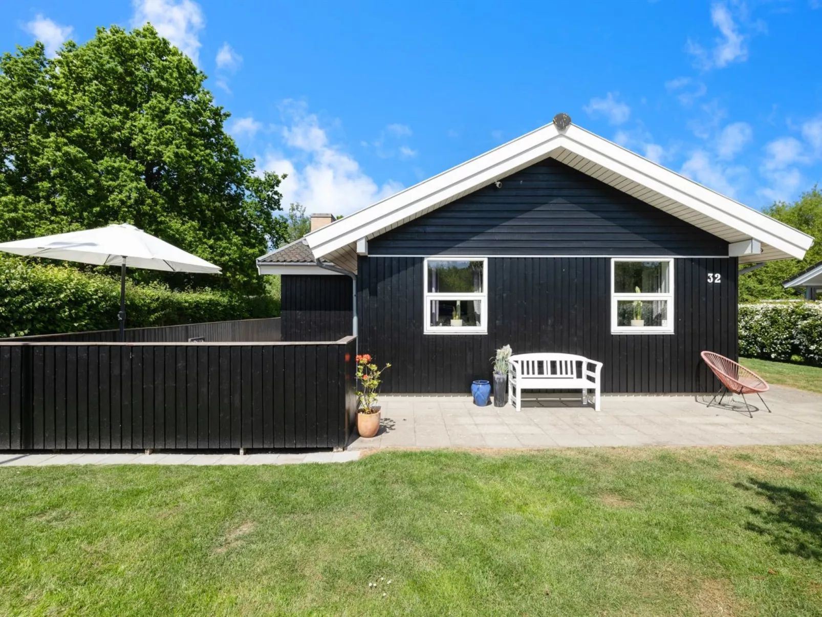 "Merrit" - 280m from the sea