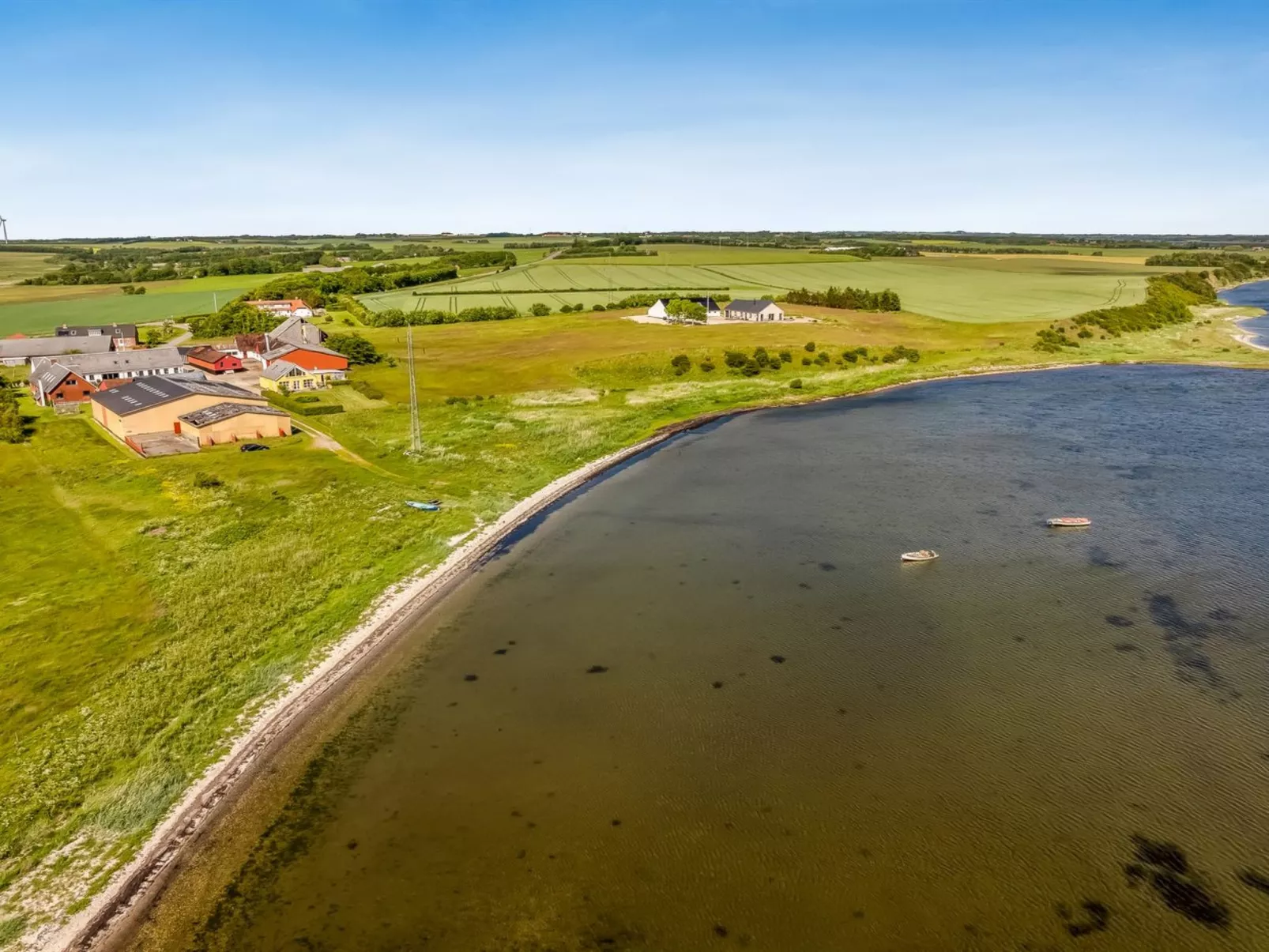 "Jurien" - 50m to the fjord