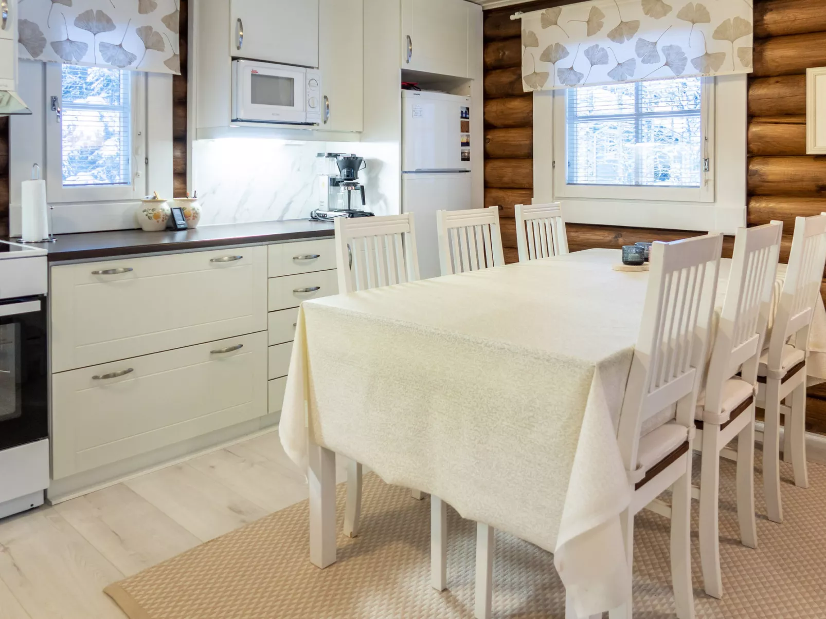 Linnanhelmi (ent. metsäpeura)