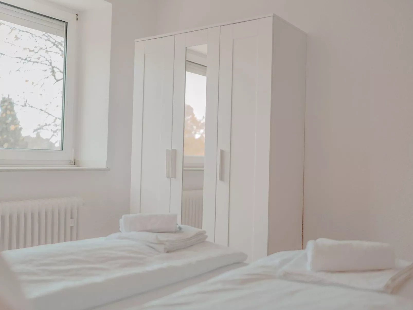 Apartment mit Küche, Arbeitsplatz und xxl Sofa