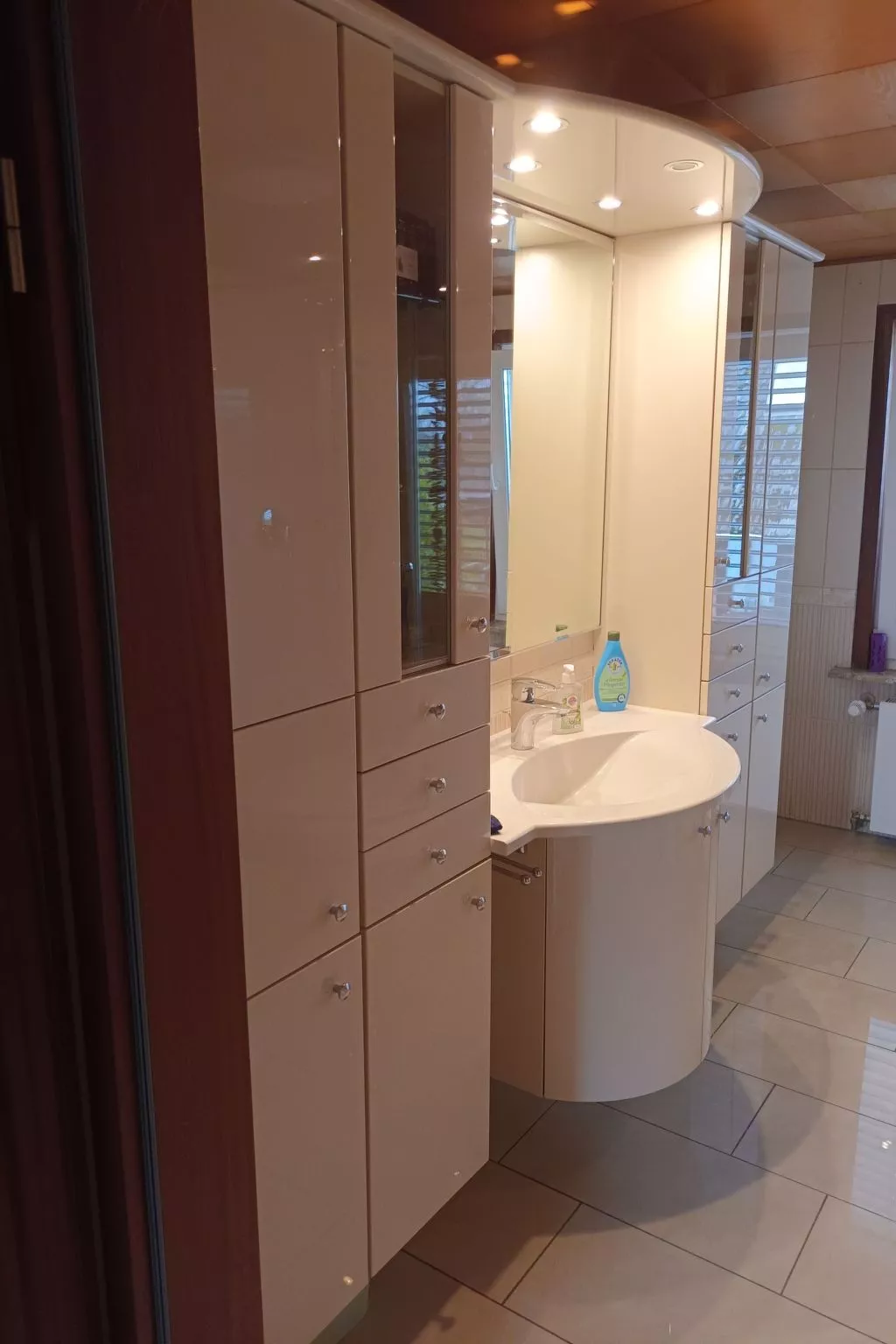 3 Zimmer 1. OG 100qm