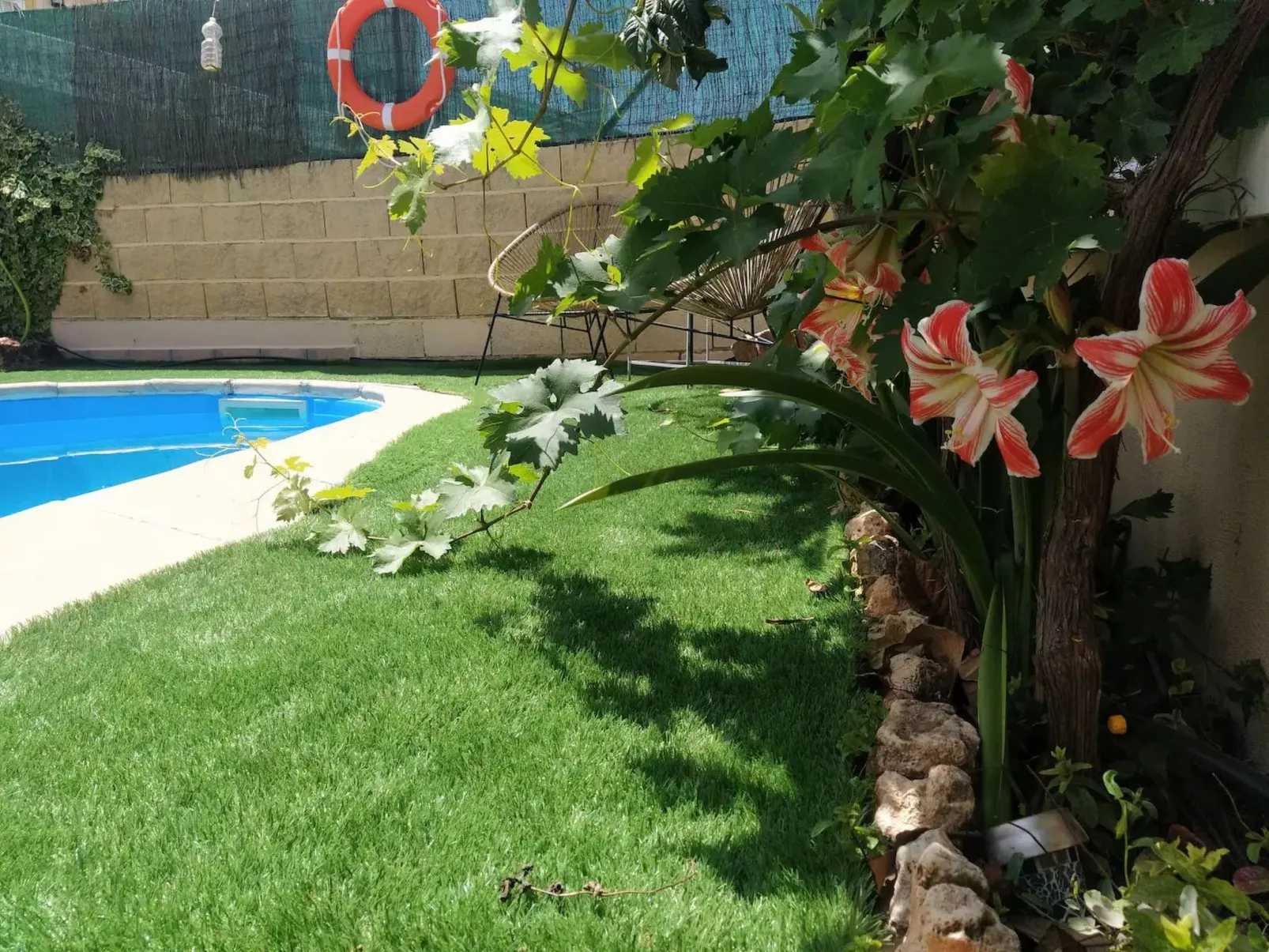 Helles Haus mit Aussicht und privatem Pool