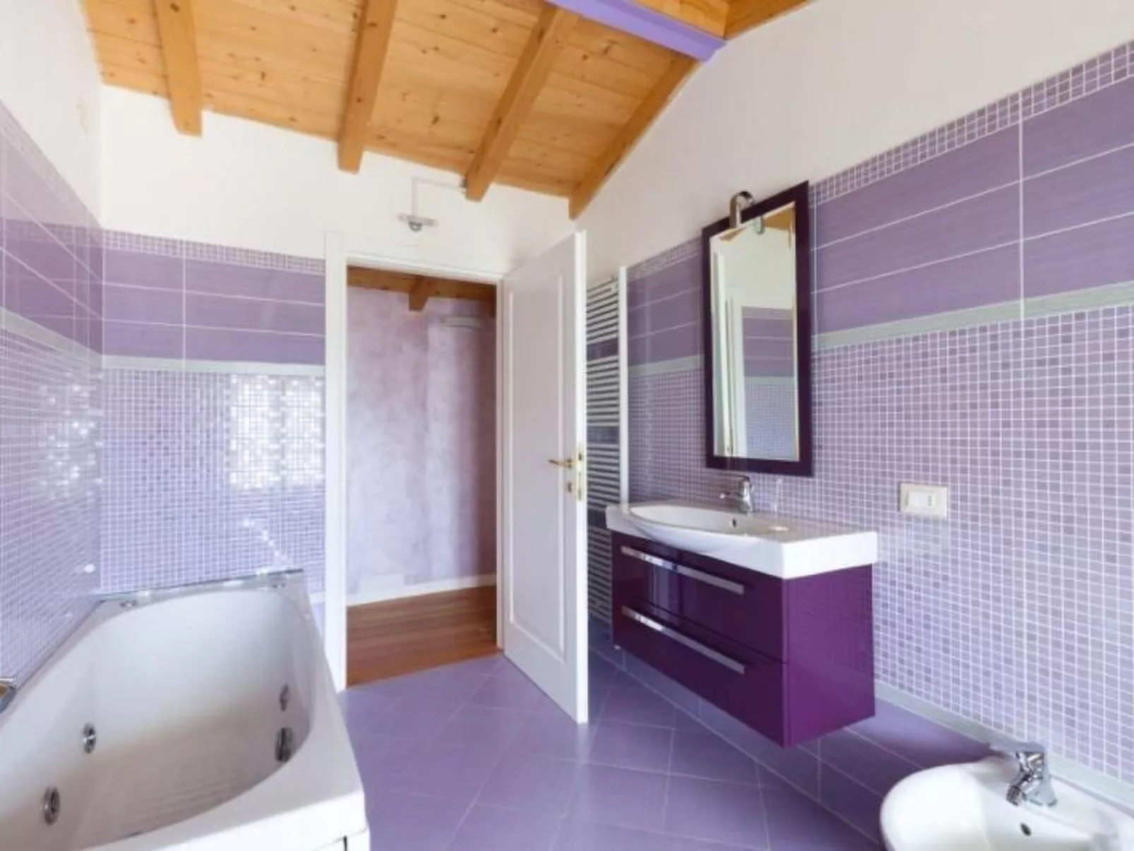 Schöne Panoramawohnung