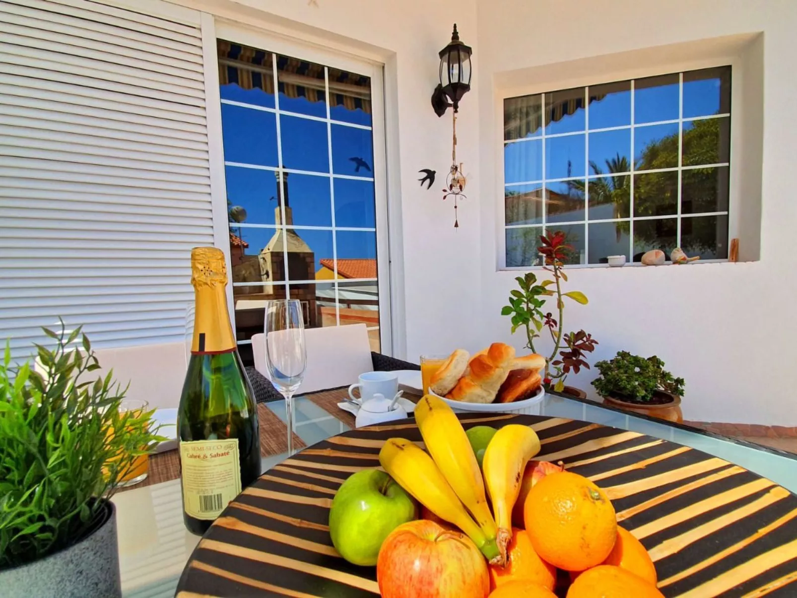 Gemütliches Ferienhaus in Tarajalejo mit Großem Garten und Meerblick