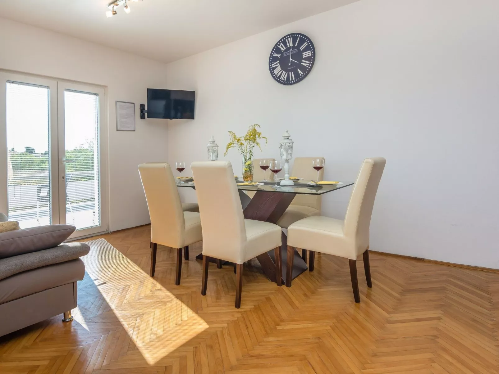 Apartment Radovic Nives