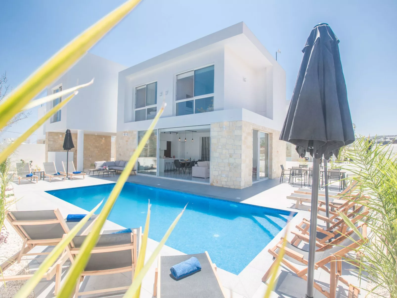 4-Schlafzimmer-Villa mit Pool im Zentrum von Protaras