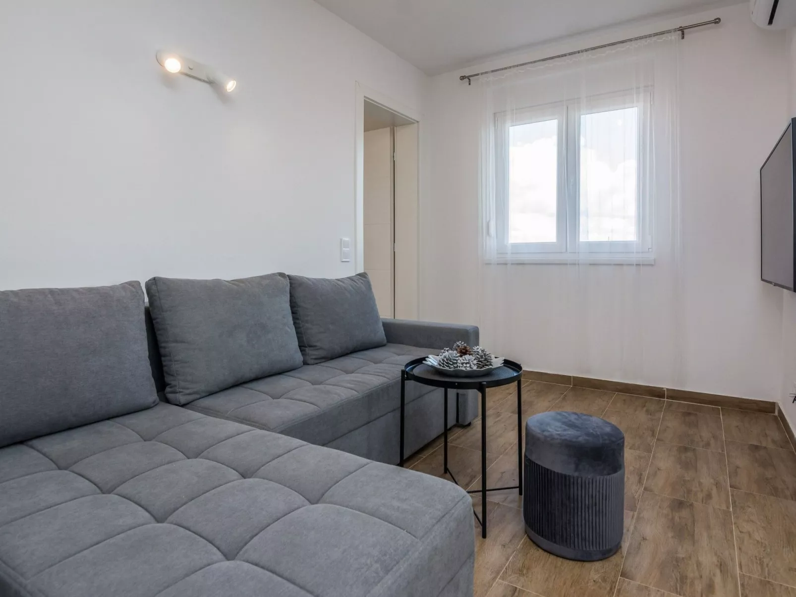 Apartment Pejakovic 3