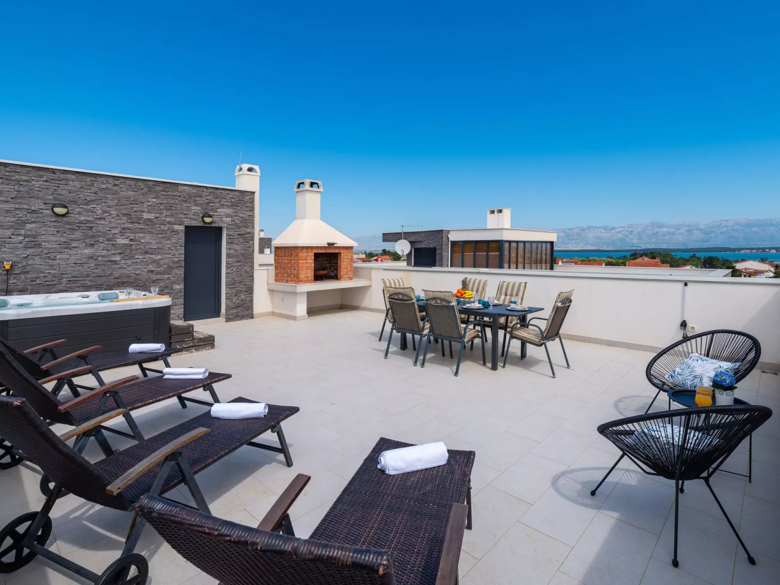 Apartment Lipotica 1