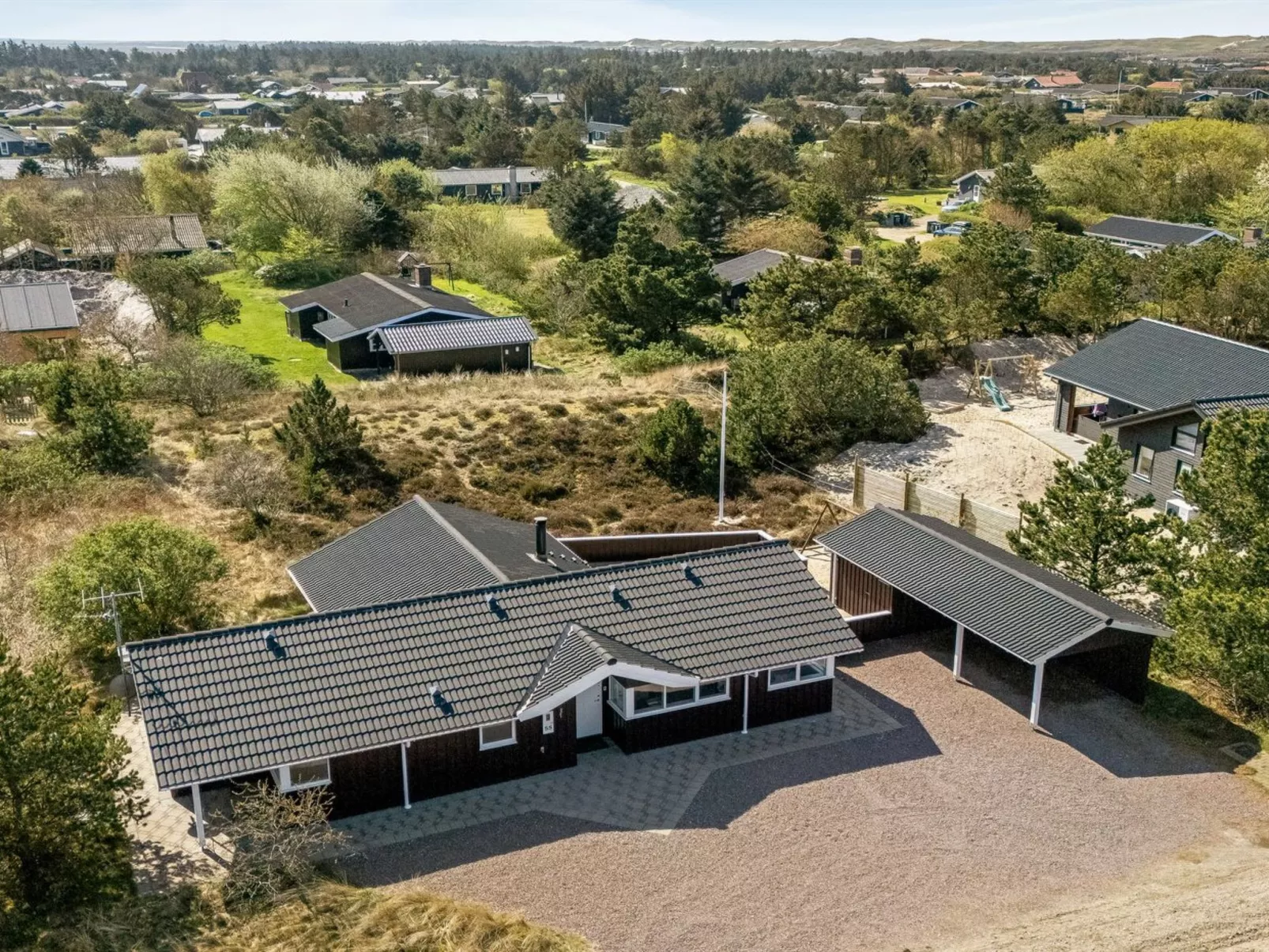 "Arine" - 700m to the fjord