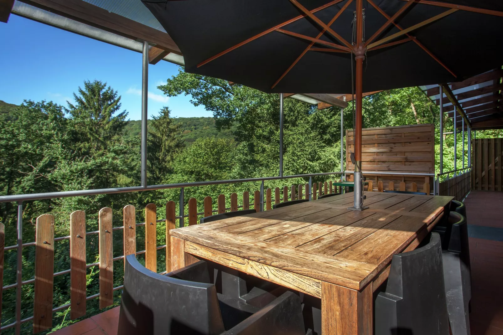 La Cabane de Jade - Terrasbalkon