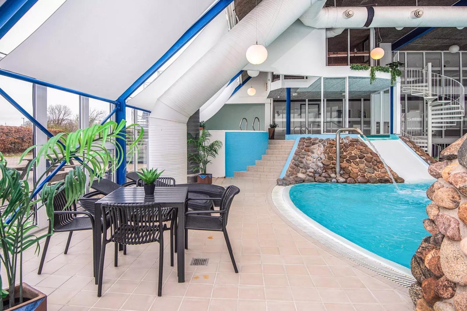 2 rooms w/partially seaview-Zwembad