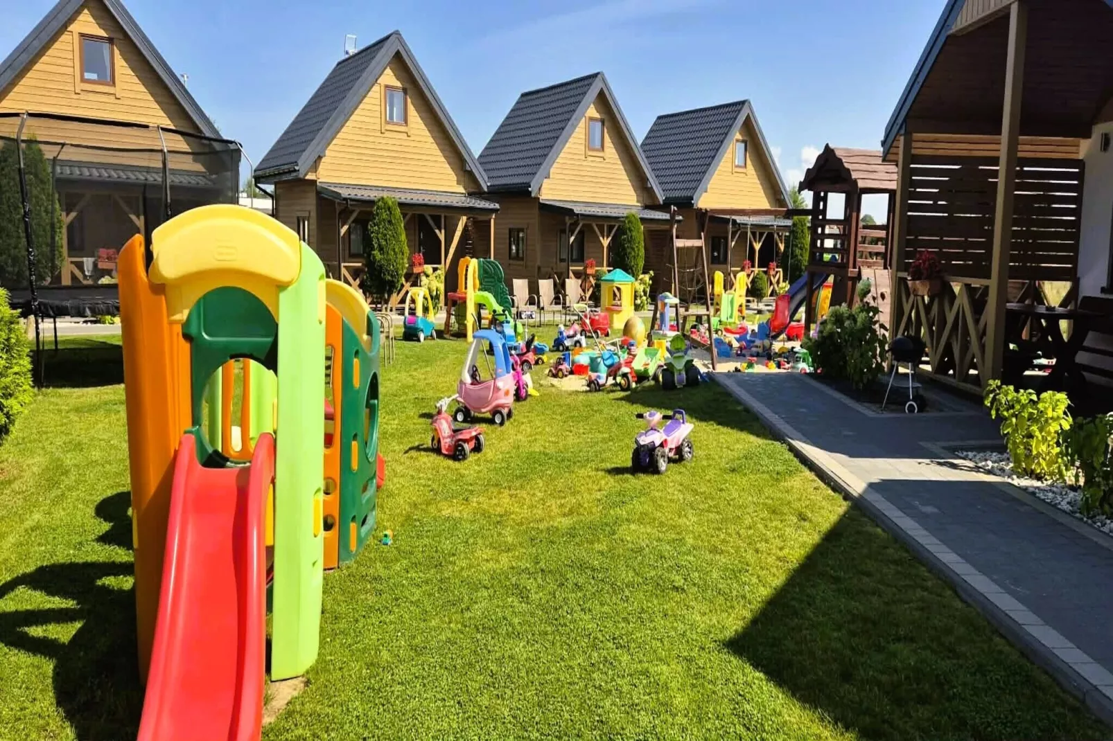 Ustecka Osada 45m2-Buitenkant zomer