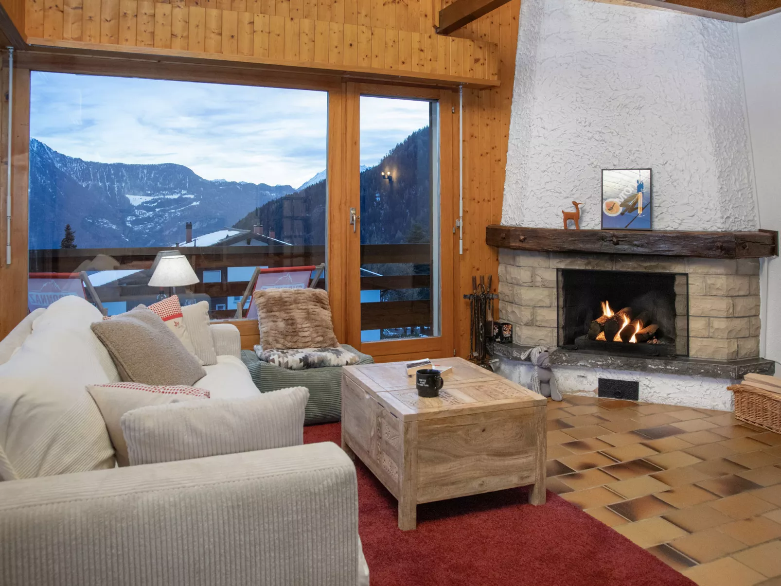 Beau Site No 21-Binnen