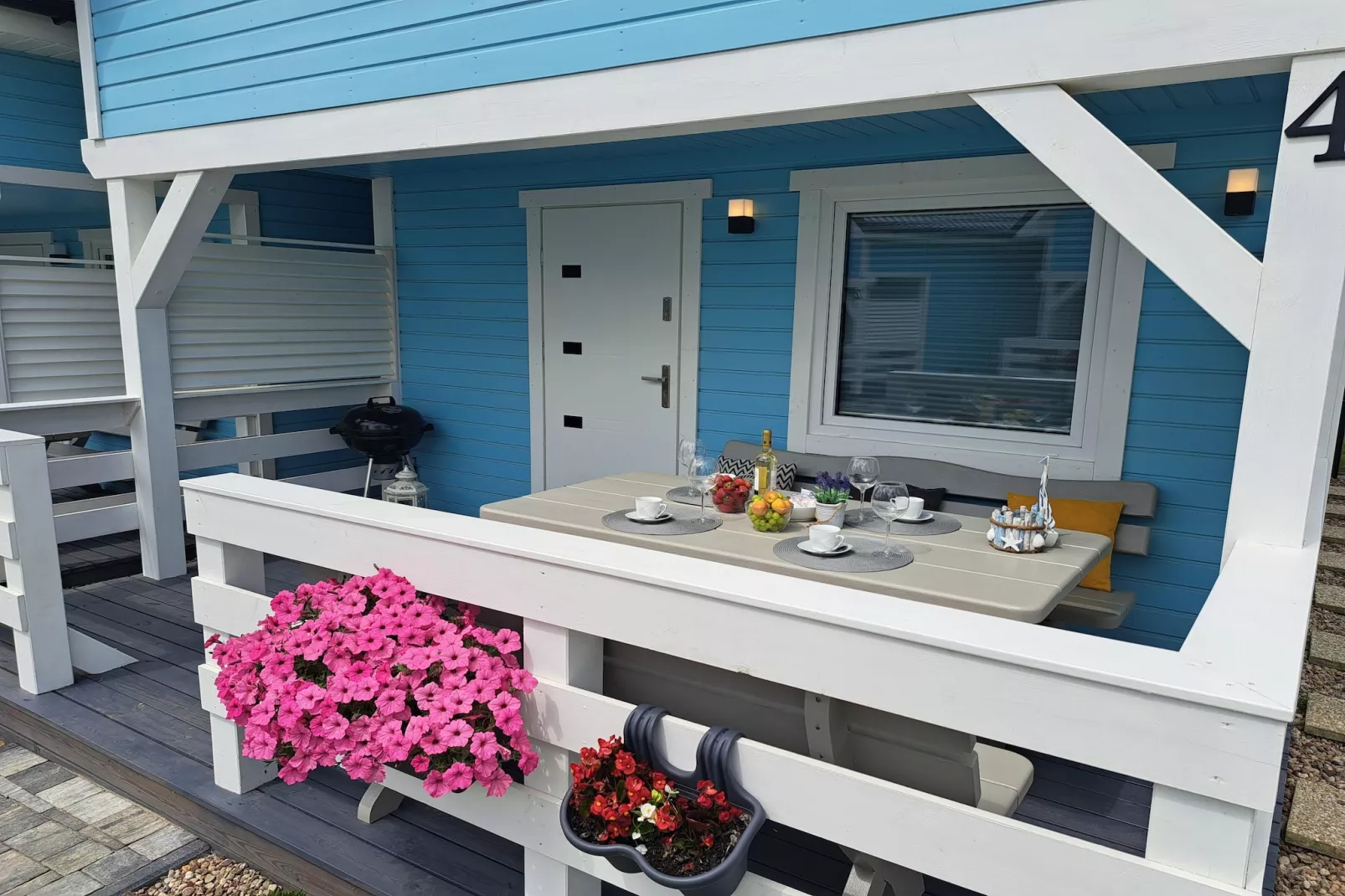 Błękitne zamorze dla 6 osób-Terrasbalkon