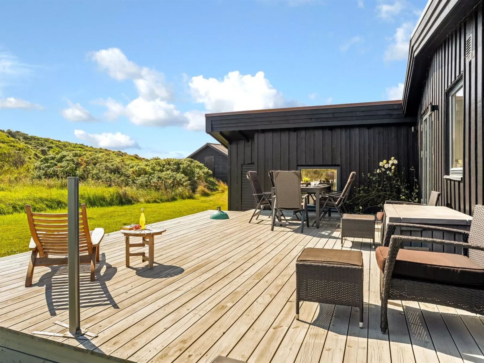 "Senija" - 334m from the sea - Buiten