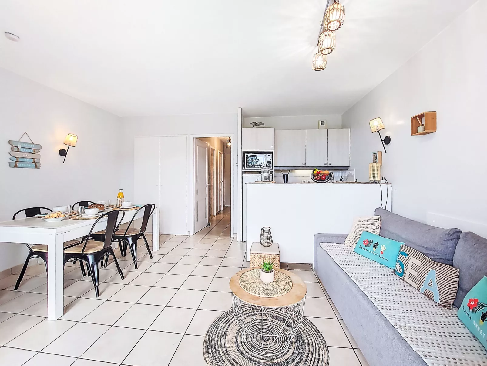 Ocean for ever-Binnen