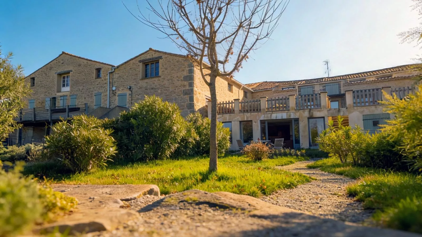 Abri-Buitenkant zomer